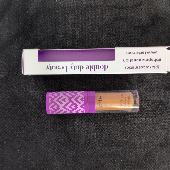 Tarte Instant Eye Lift Tube - Picture 3 of 3